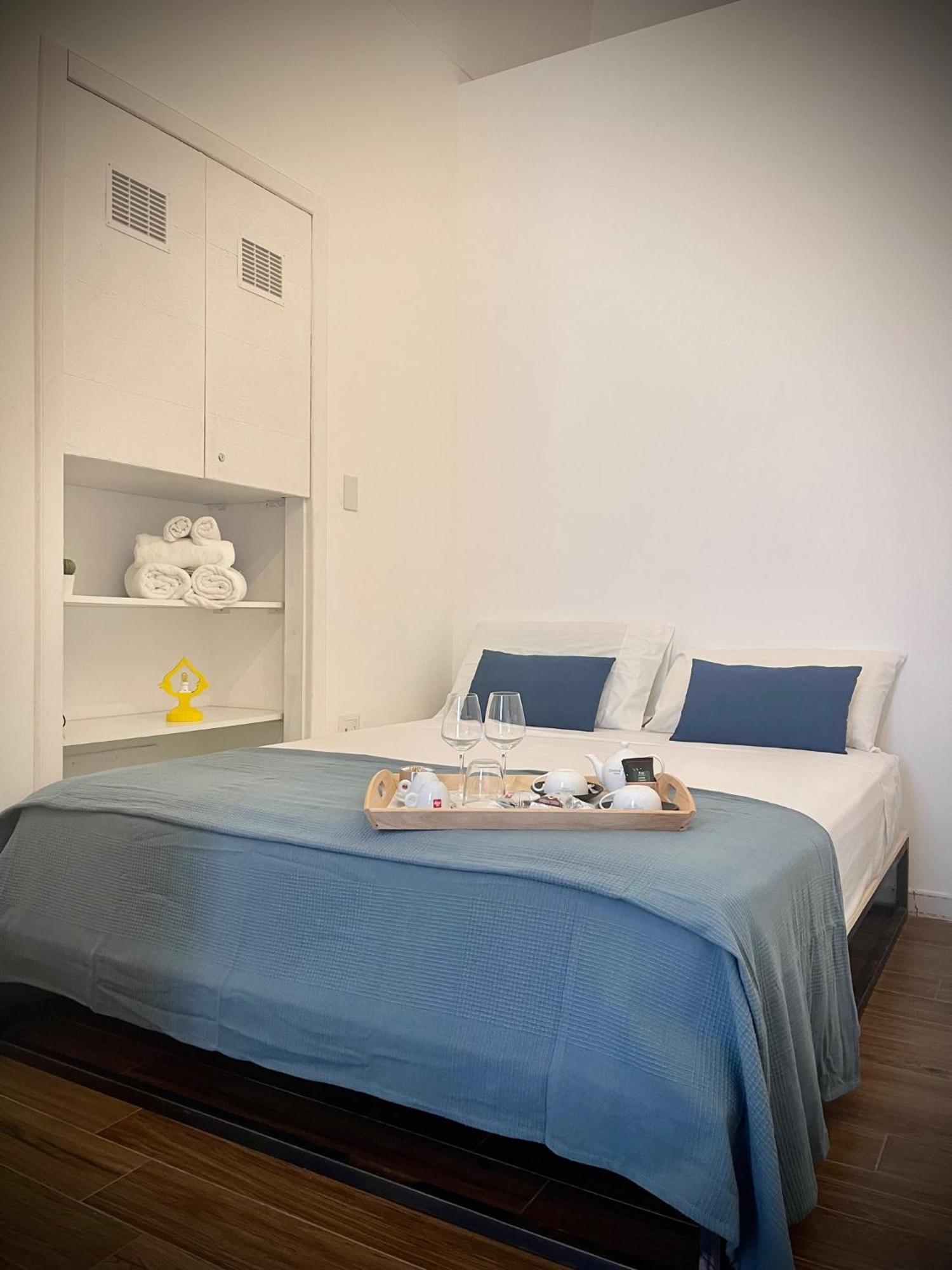 D'Angio Rooms-Manfredi Homes&Villas 曼弗雷多尼亚 外观 照片
