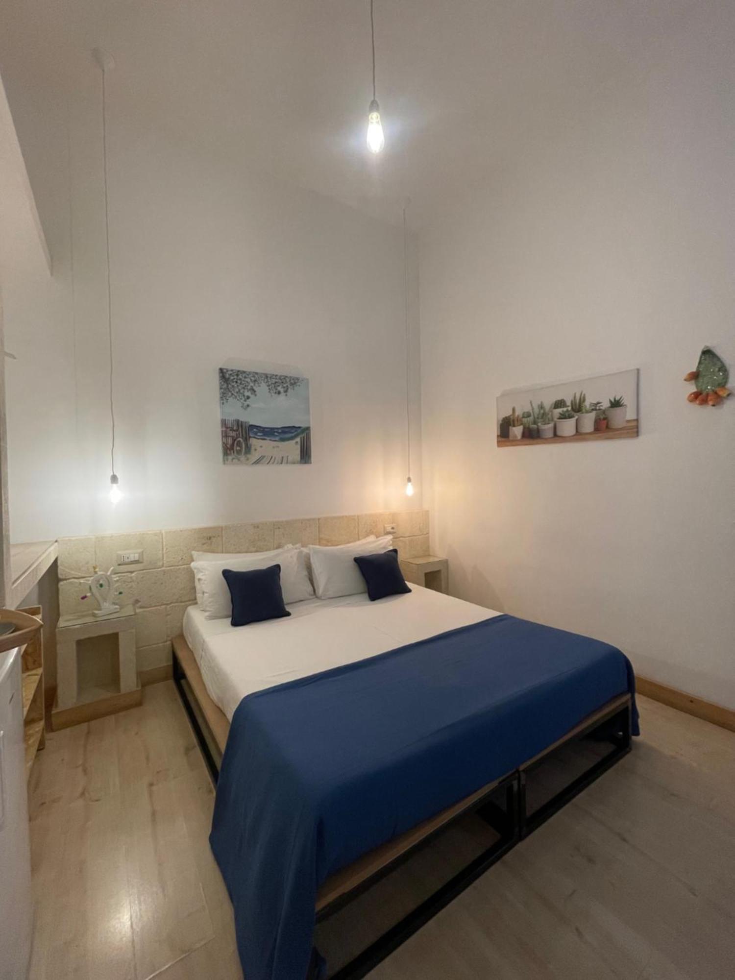 D'Angio Rooms-Manfredi Homes&Villas 曼弗雷多尼亚 外观 照片