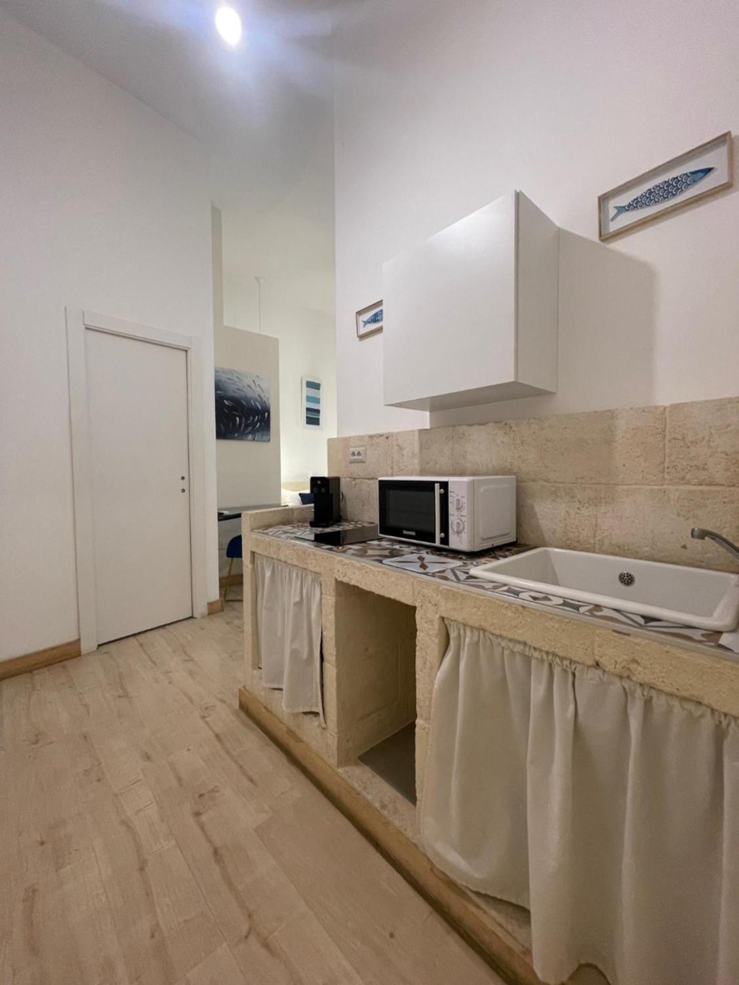 D'Angio Rooms-Manfredi Homes&Villas 曼弗雷多尼亚 外观 照片